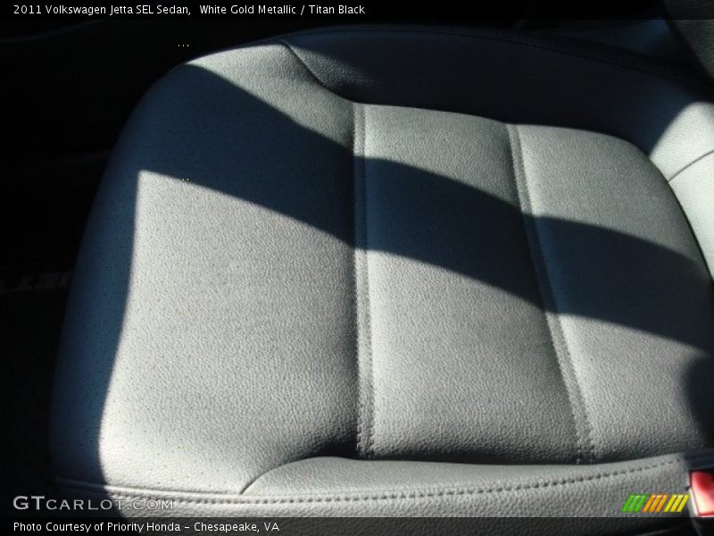 White Gold Metallic / Titan Black 2011 Volkswagen Jetta SEL Sedan