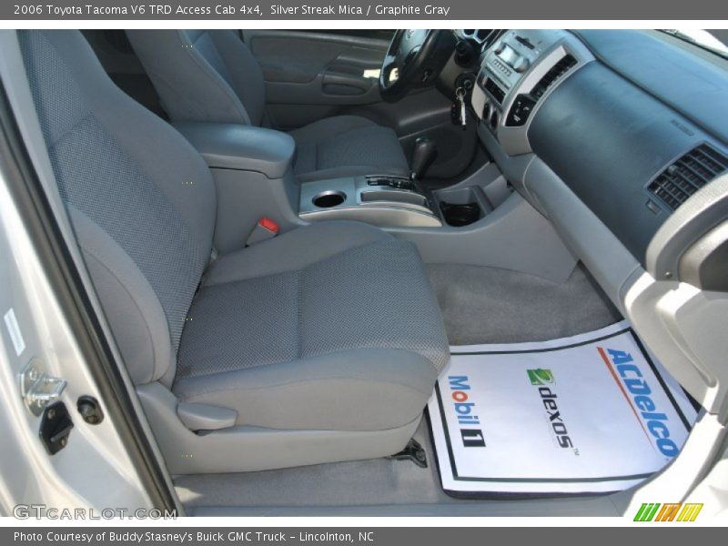 Silver Streak Mica / Graphite Gray 2006 Toyota Tacoma V6 TRD Access Cab 4x4