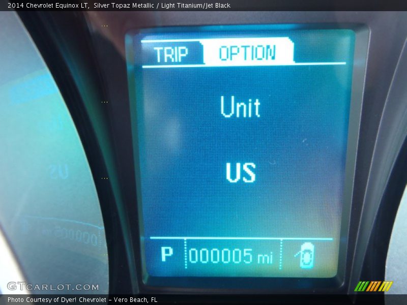 Silver Topaz Metallic / Light Titanium/Jet Black 2014 Chevrolet Equinox LT
