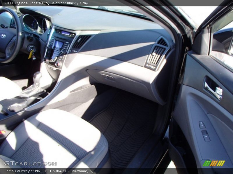 Midnight Black / Gray 2011 Hyundai Sonata GLS