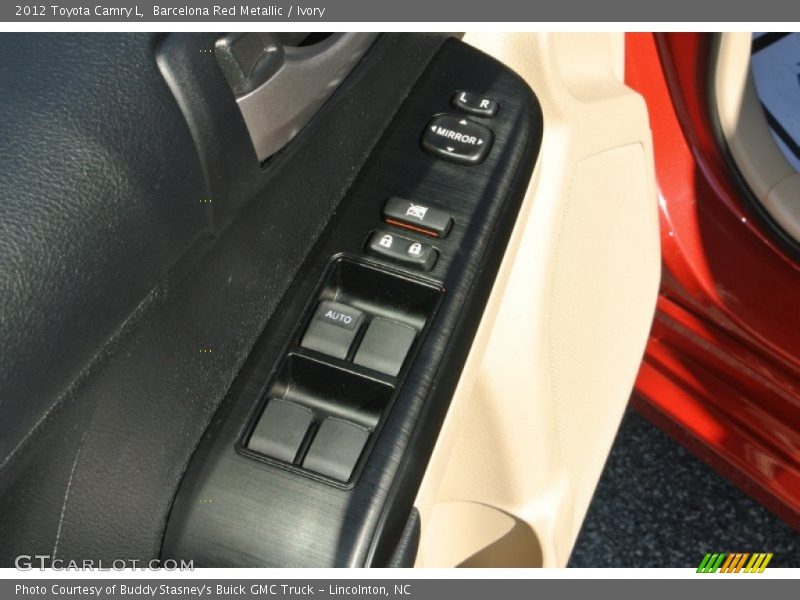 Barcelona Red Metallic / Ivory 2012 Toyota Camry L