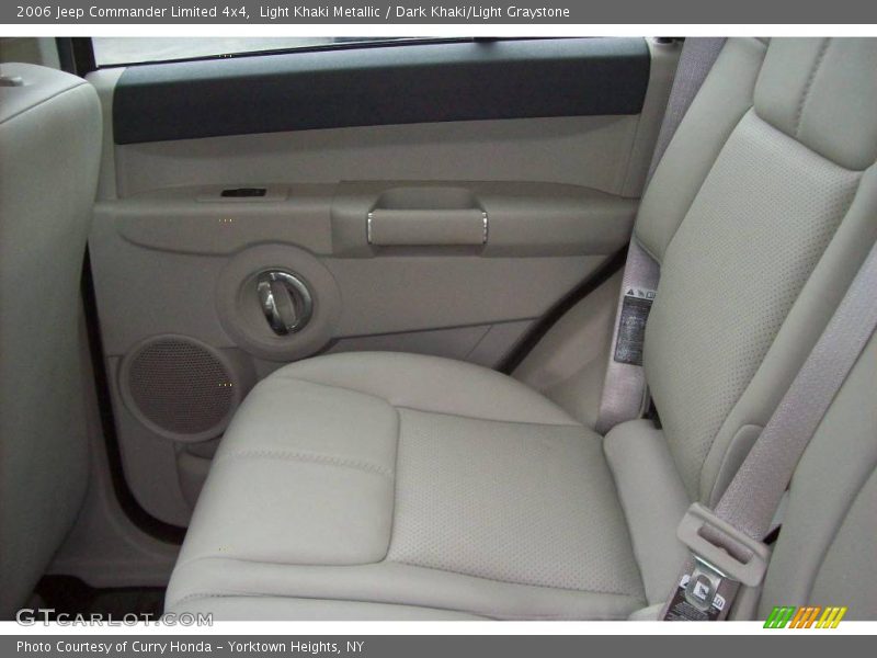 Light Khaki Metallic / Dark Khaki/Light Graystone 2006 Jeep Commander Limited 4x4