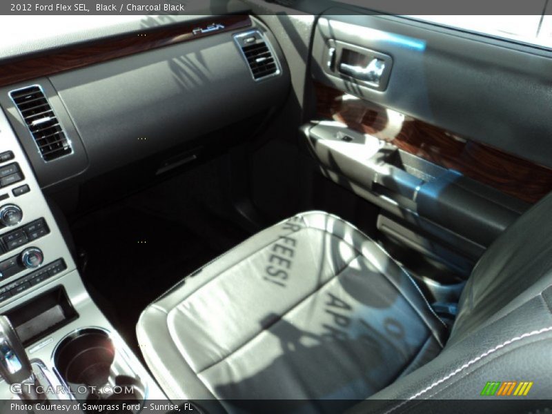 Black / Charcoal Black 2012 Ford Flex SEL