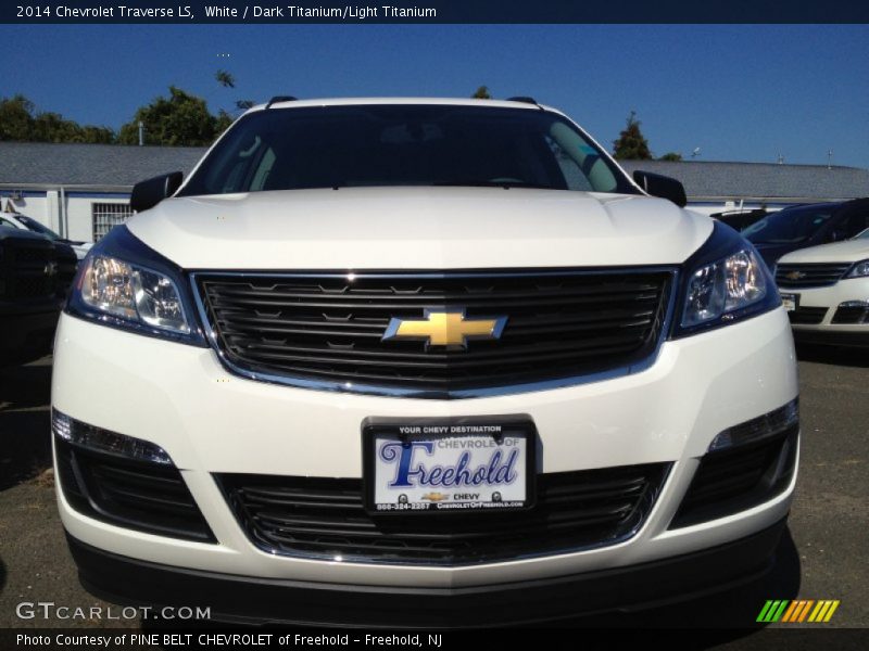 White / Dark Titanium/Light Titanium 2014 Chevrolet Traverse LS