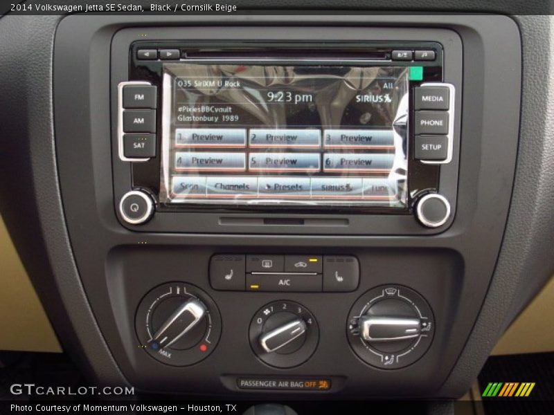 Black / Cornsilk Beige 2014 Volkswagen Jetta SE Sedan