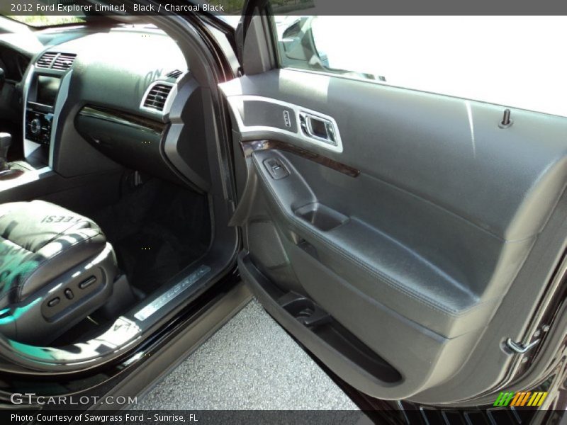 Black / Charcoal Black 2012 Ford Explorer Limited