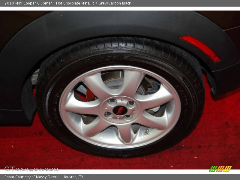 Hot Chocolate Metallic / Grey/Carbon Black 2010 Mini Cooper Clubman