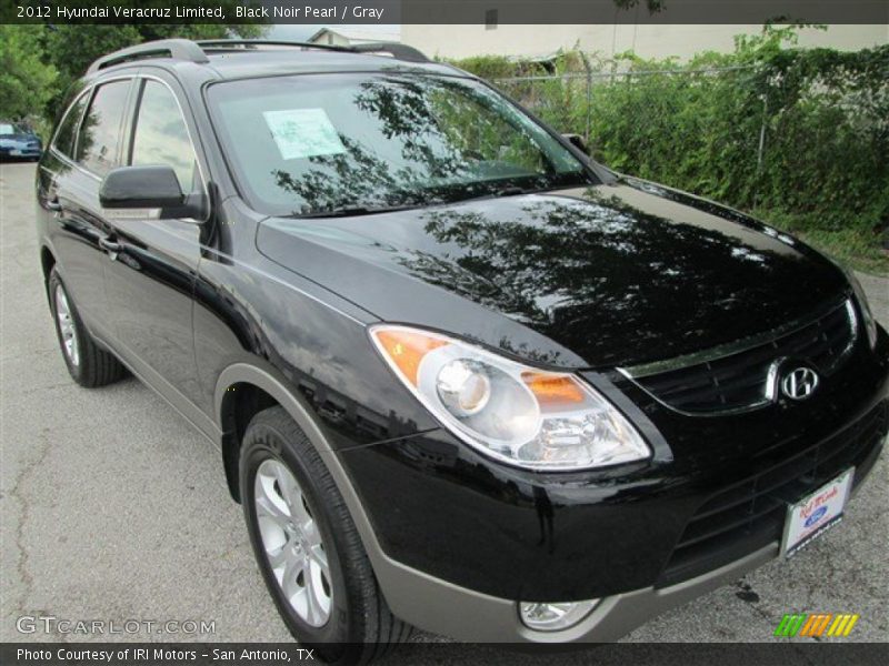 Black Noir Pearl / Gray 2012 Hyundai Veracruz Limited