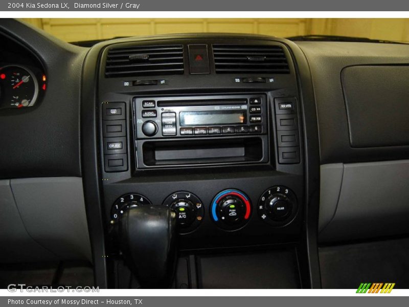 Diamond Silver / Gray 2004 Kia Sedona LX