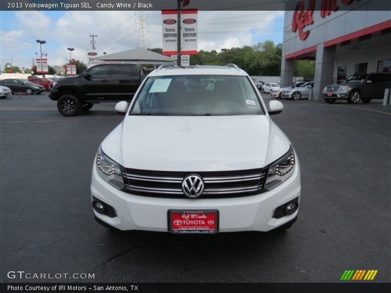 Candy White / Black 2013 Volkswagen Tiguan SEL