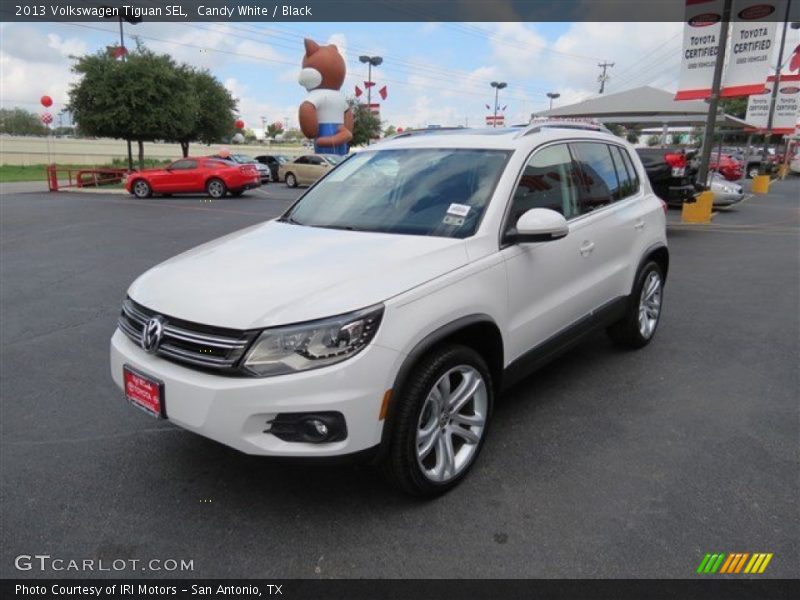 Candy White / Black 2013 Volkswagen Tiguan SEL