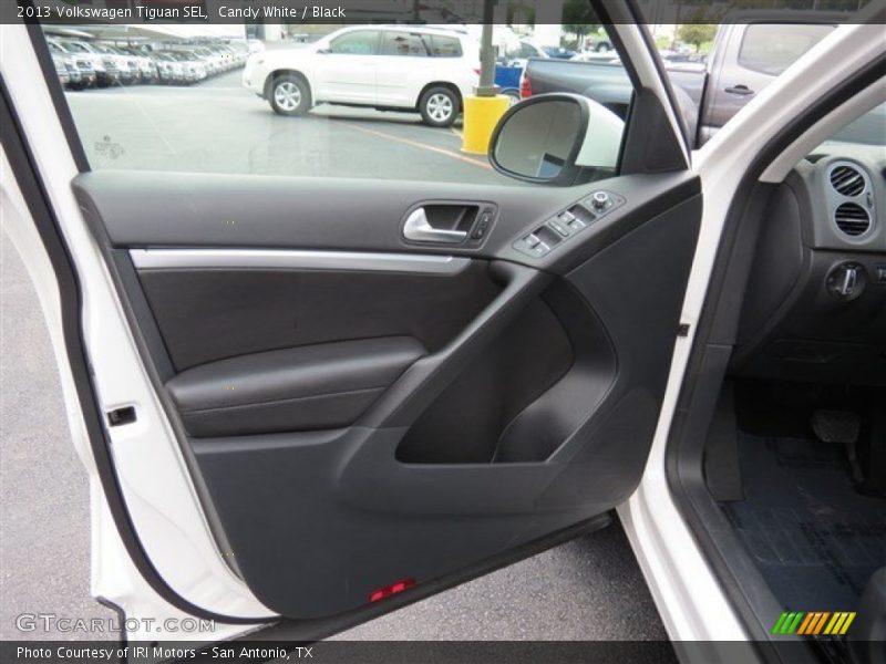 Candy White / Black 2013 Volkswagen Tiguan SEL