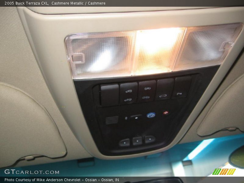 Cashmere Metallic / Cashmere 2005 Buick Terraza CXL