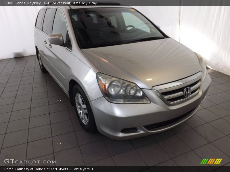 Front 3/4 View of 2006 Odyssey EX-L