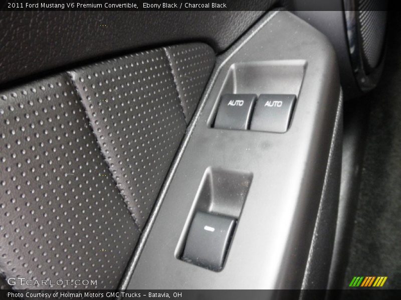 Ebony Black / Charcoal Black 2011 Ford Mustang V6 Premium Convertible