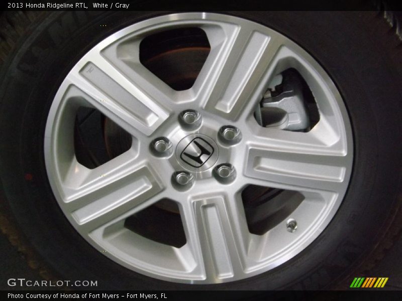 White / Gray 2013 Honda Ridgeline RTL