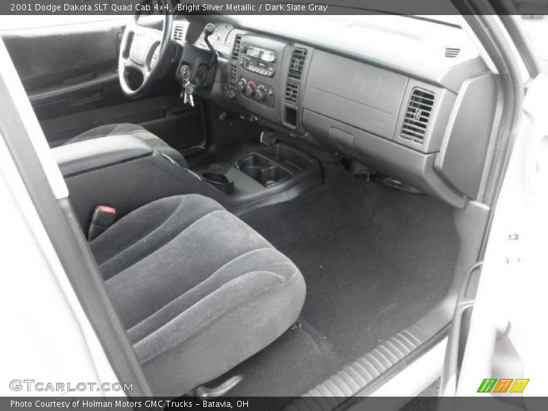 Bright Silver Metallic / Dark Slate Gray 2001 Dodge Dakota SLT Quad Cab 4x4