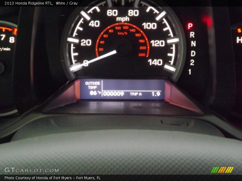 White / Gray 2013 Honda Ridgeline RTL