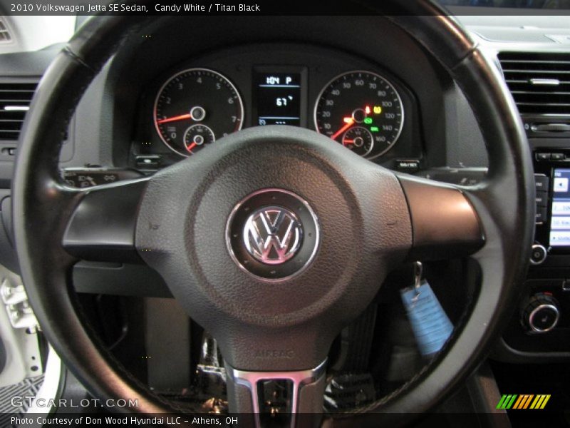 Candy White / Titan Black 2010 Volkswagen Jetta SE Sedan