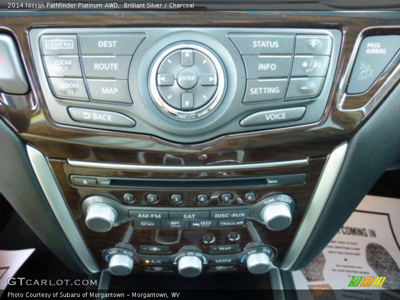 Brilliant Silver / Charcoal 2014 Nissan Pathfinder Platinum AWD