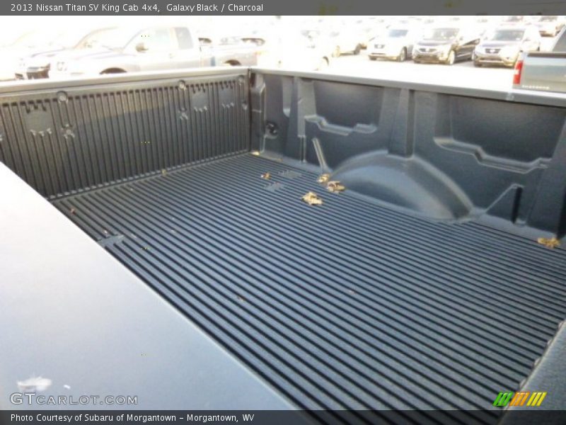 Galaxy Black / Charcoal 2013 Nissan Titan SV King Cab 4x4