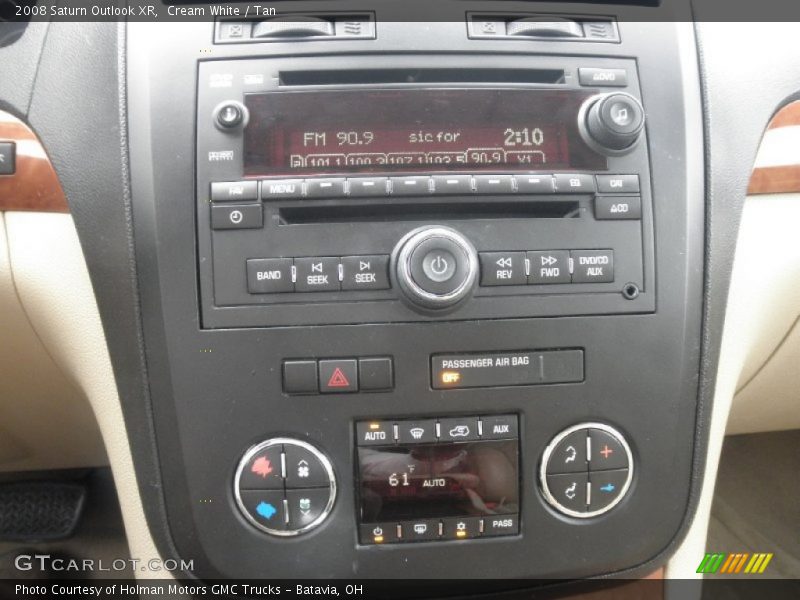 Controls of 2008 Outlook XR