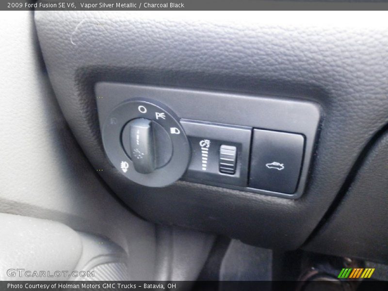 Vapor Silver Metallic / Charcoal Black 2009 Ford Fusion SE V6