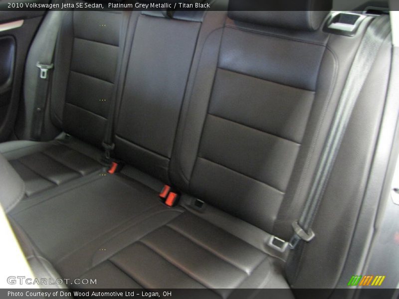 Platinum Grey Metallic / Titan Black 2010 Volkswagen Jetta SE Sedan