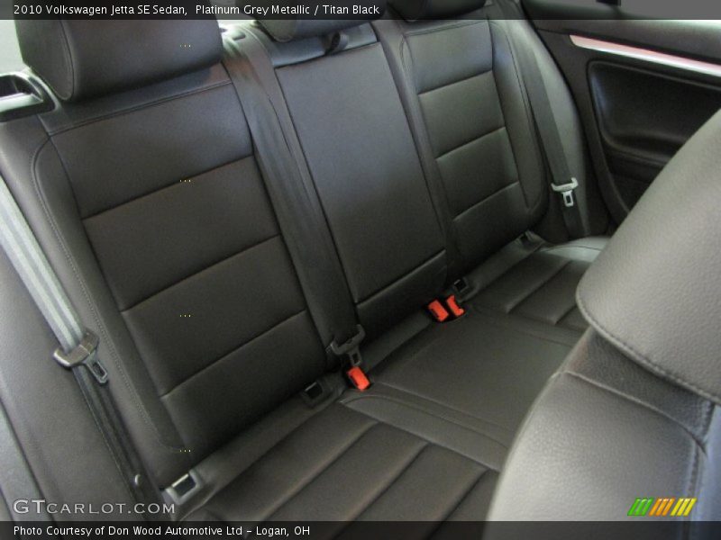 Platinum Grey Metallic / Titan Black 2010 Volkswagen Jetta SE Sedan