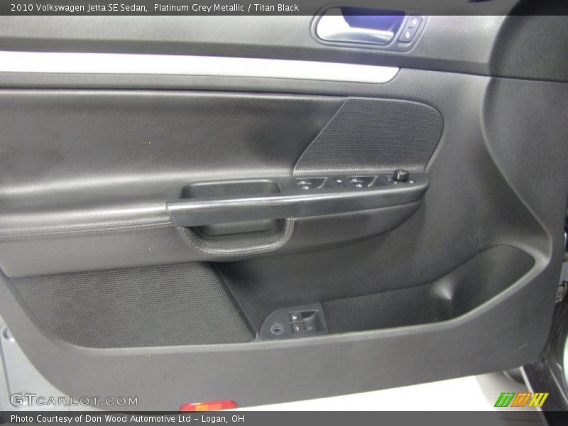 Platinum Grey Metallic / Titan Black 2010 Volkswagen Jetta SE Sedan