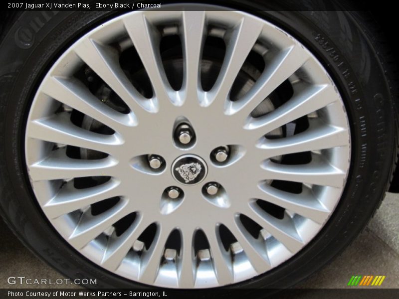  2007 XJ Vanden Plas Wheel