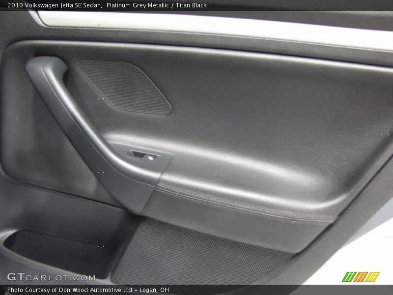 Platinum Grey Metallic / Titan Black 2010 Volkswagen Jetta SE Sedan