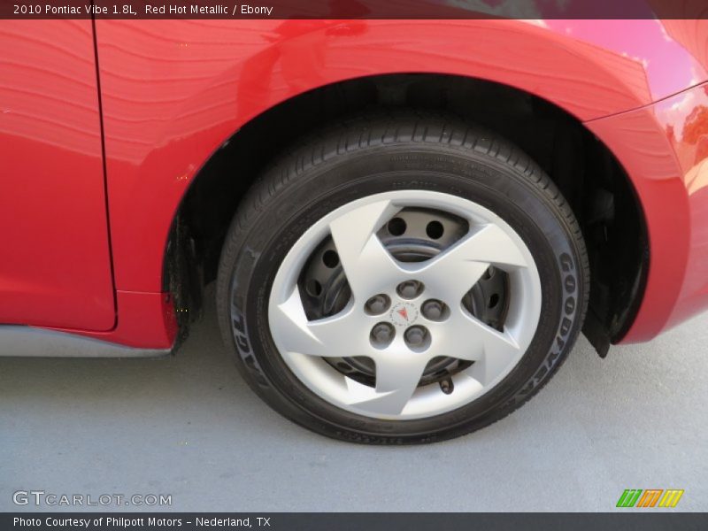 Red Hot Metallic / Ebony 2010 Pontiac Vibe 1.8L