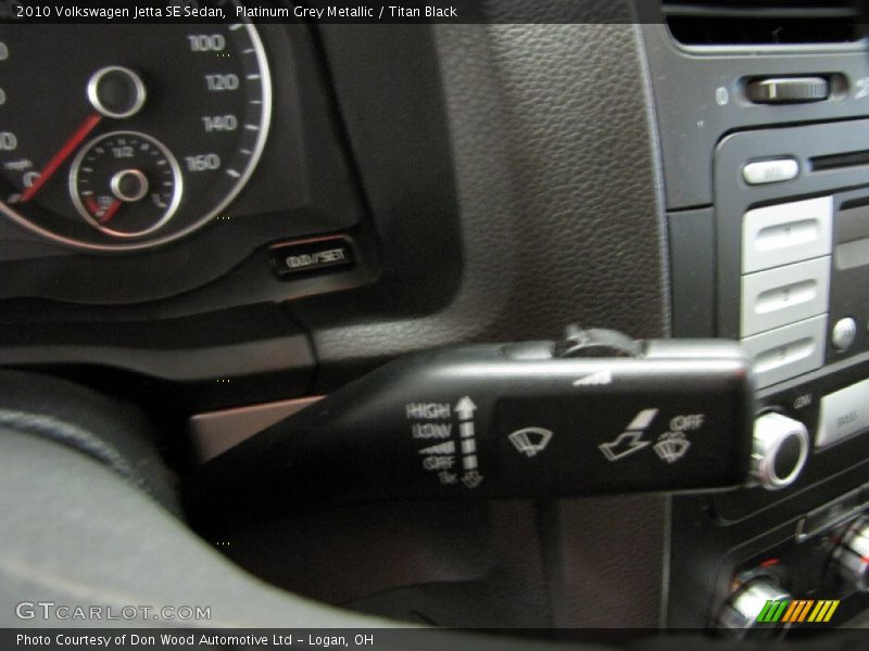 Platinum Grey Metallic / Titan Black 2010 Volkswagen Jetta SE Sedan