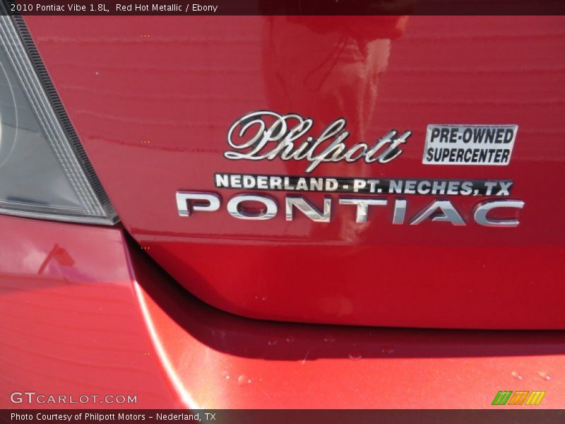 Red Hot Metallic / Ebony 2010 Pontiac Vibe 1.8L