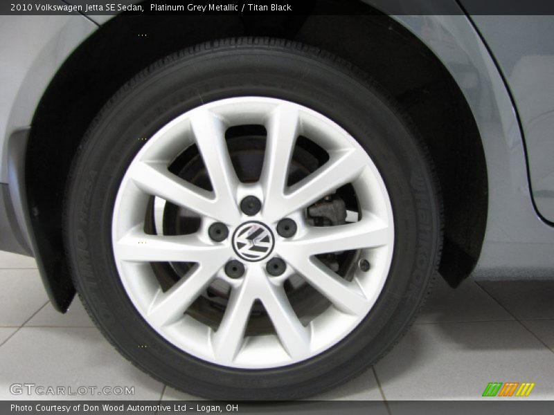 Platinum Grey Metallic / Titan Black 2010 Volkswagen Jetta SE Sedan