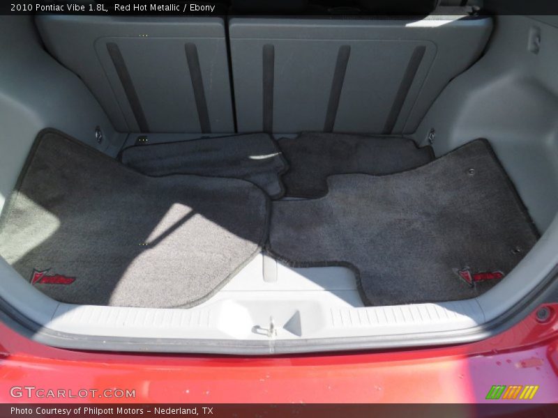 Red Hot Metallic / Ebony 2010 Pontiac Vibe 1.8L