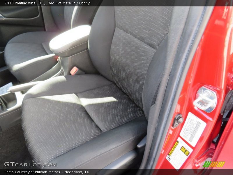 Red Hot Metallic / Ebony 2010 Pontiac Vibe 1.8L