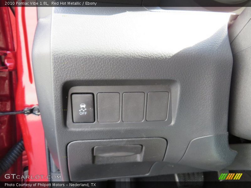 Red Hot Metallic / Ebony 2010 Pontiac Vibe 1.8L