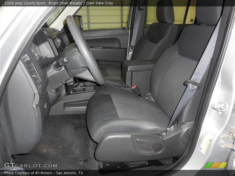 Bright Silver Metallic / Dark Slate Gray 2009 Jeep Liberty Sport