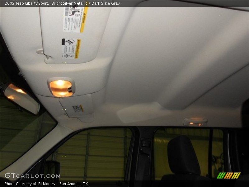 Bright Silver Metallic / Dark Slate Gray 2009 Jeep Liberty Sport