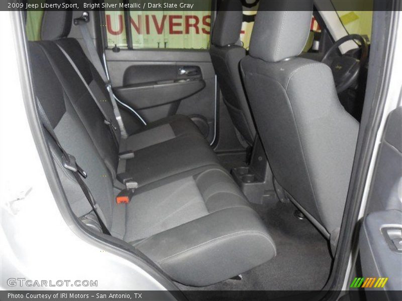 Bright Silver Metallic / Dark Slate Gray 2009 Jeep Liberty Sport