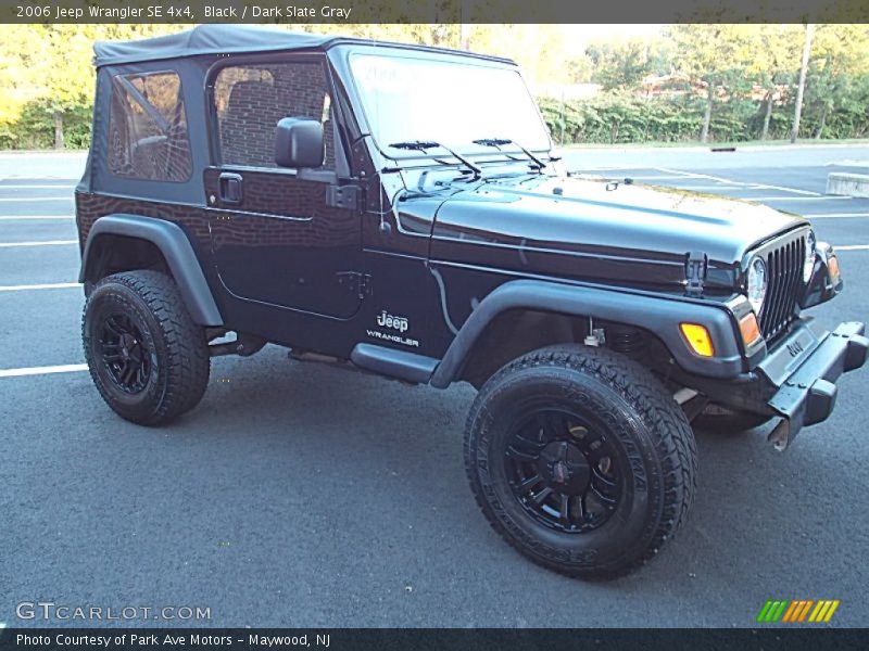 Black / Dark Slate Gray 2006 Jeep Wrangler SE 4x4