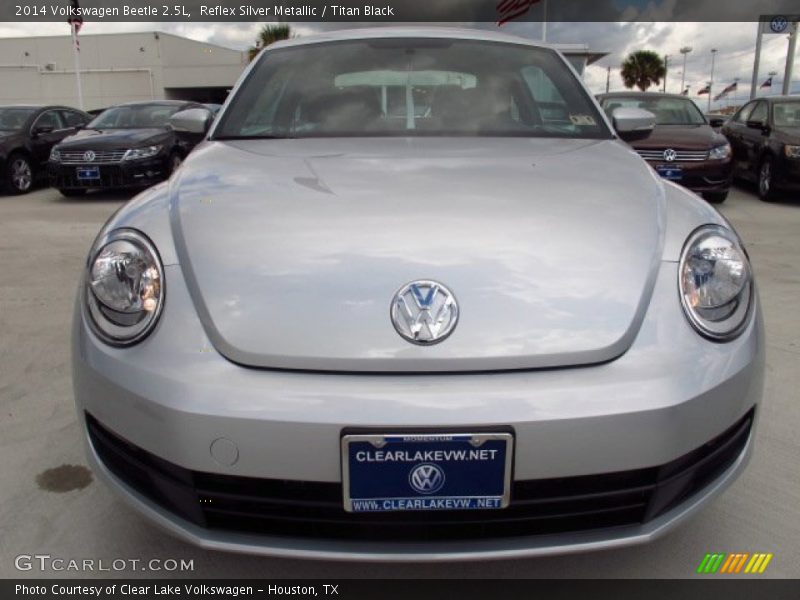 Reflex Silver Metallic / Titan Black 2014 Volkswagen Beetle 2.5L