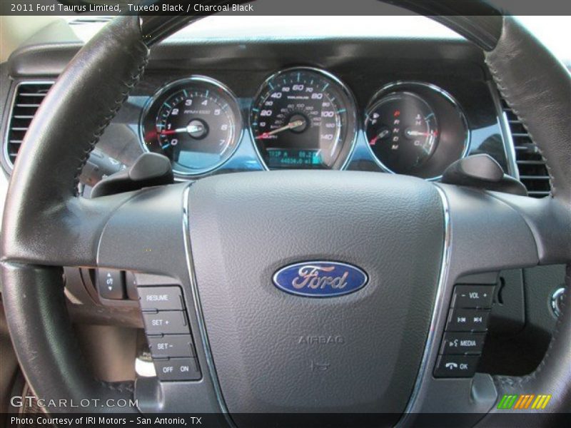 Tuxedo Black / Charcoal Black 2011 Ford Taurus Limited