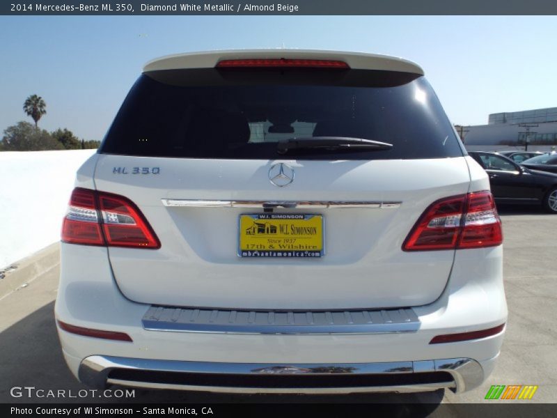 Diamond White Metallic / Almond Beige 2014 Mercedes-Benz ML 350