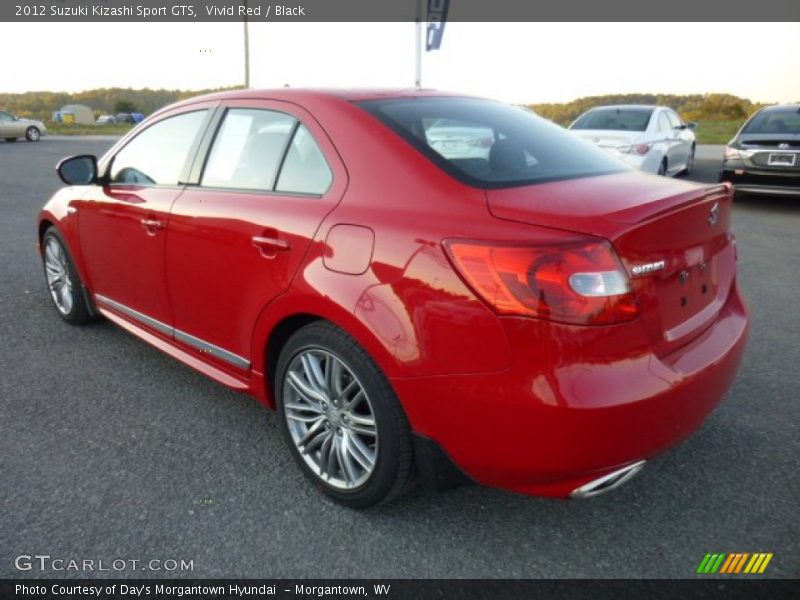 Vivid Red / Black 2012 Suzuki Kizashi Sport GTS
