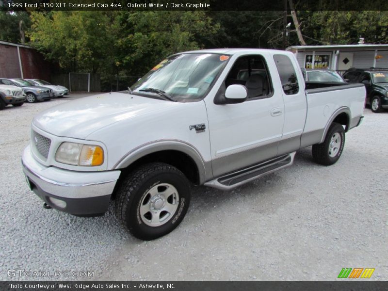 Front 3/4 View of 1999 F150 XLT Extended Cab 4x4