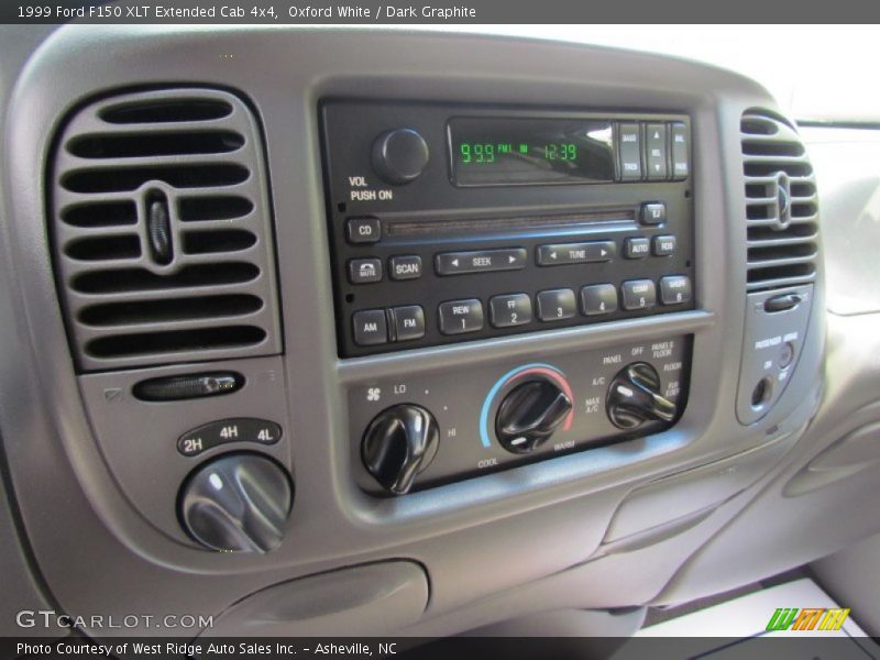 Controls of 1999 F150 XLT Extended Cab 4x4