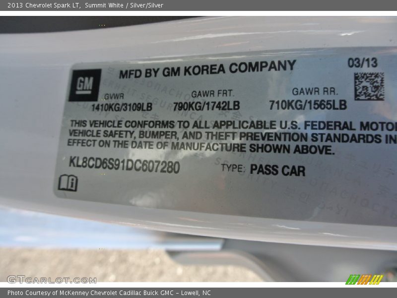 Summit White / Silver/Silver 2013 Chevrolet Spark LT